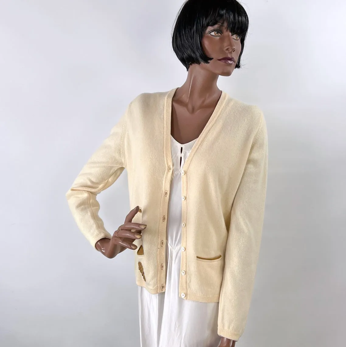50s Cashmere Cardigan Women's Sweater 60s Vintage Intarsia Leather Plants Bernhard Altmann VFG