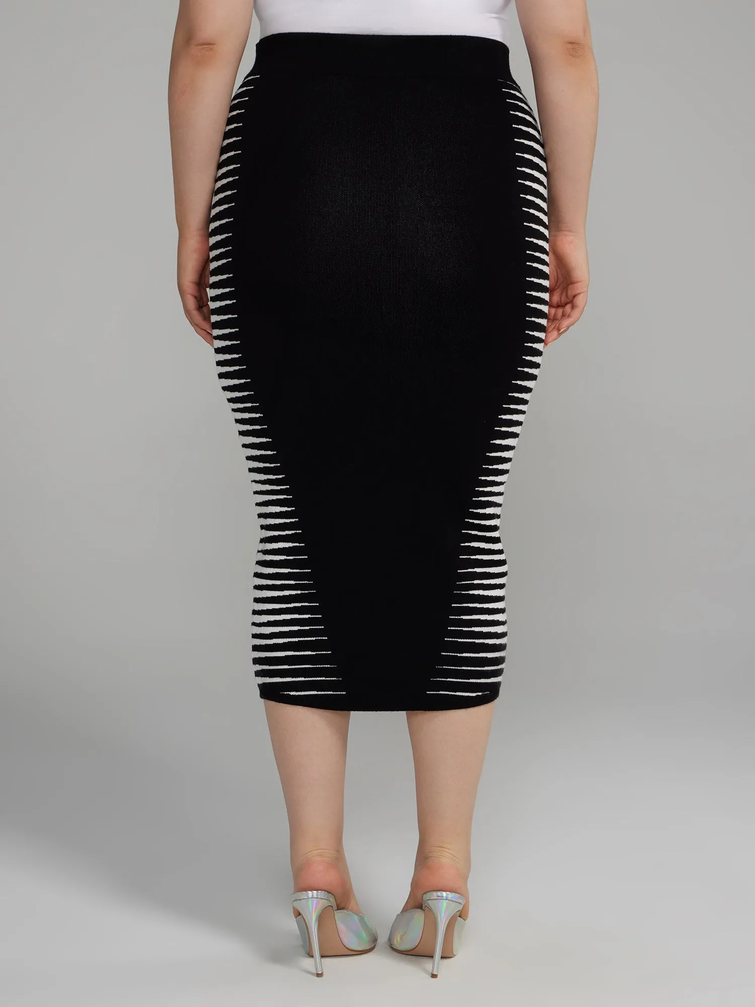 Fashion To Figure - Illusion Print Midi Sweater Skirt